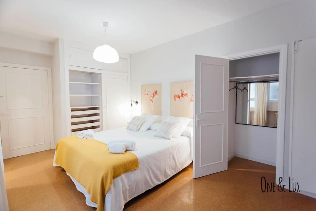 O&L Aire - Spacious And Bright Apartment In The Heart Of Sevilla Kültér fotó