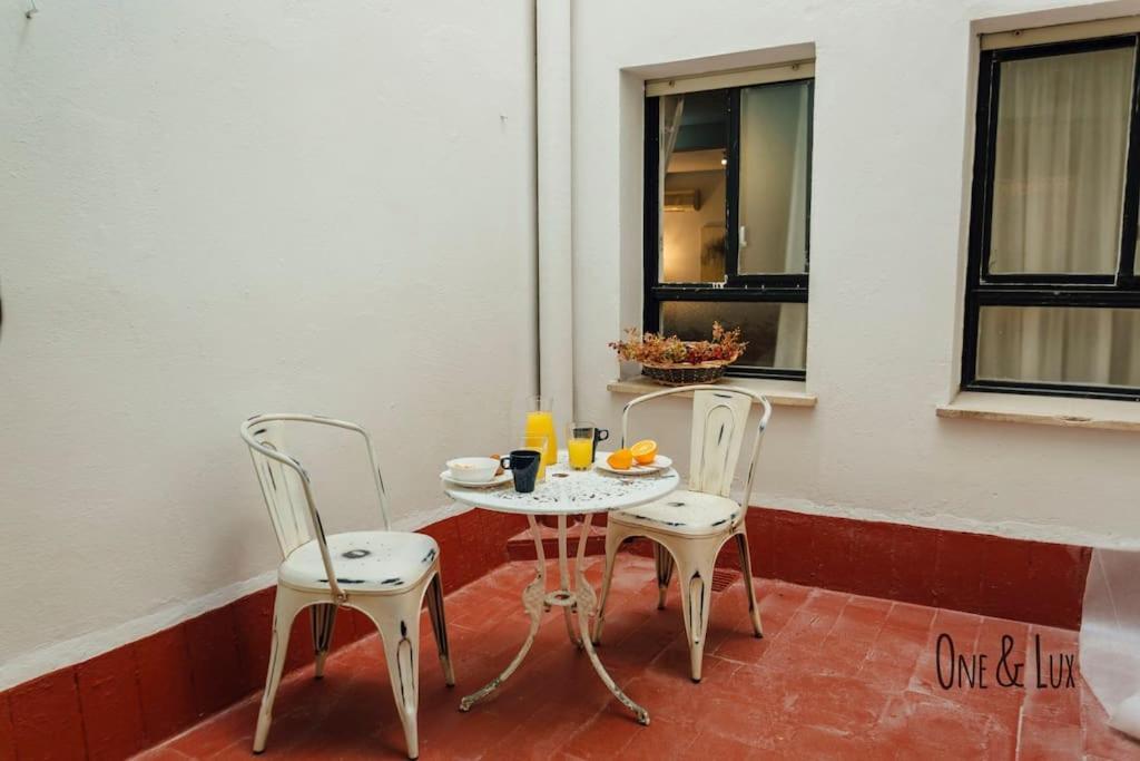 O&L Aire - Spacious And Bright Apartment In The Heart Of Sevilla Kültér fotó