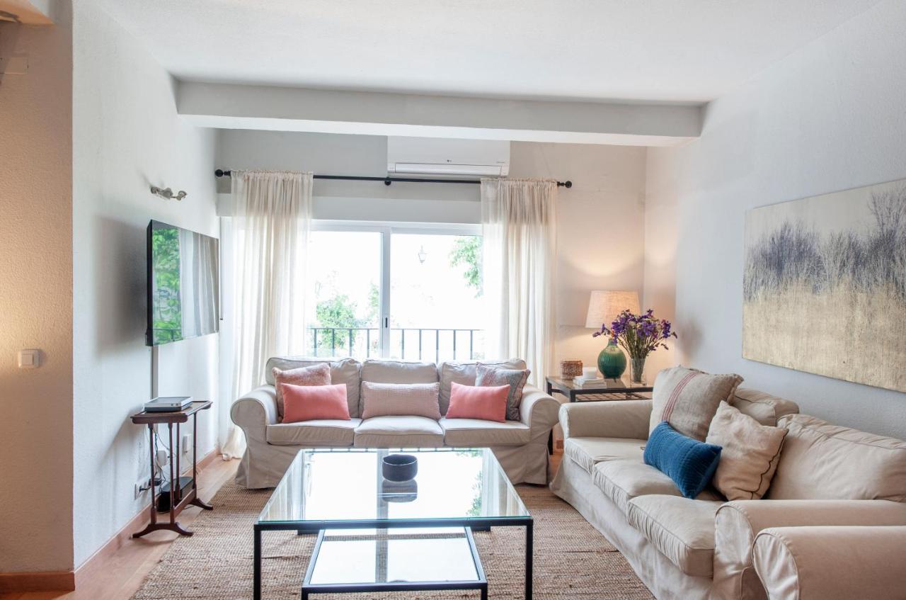 O&L Aire - Spacious And Bright Apartment In The Heart Of Sevilla Kültér fotó